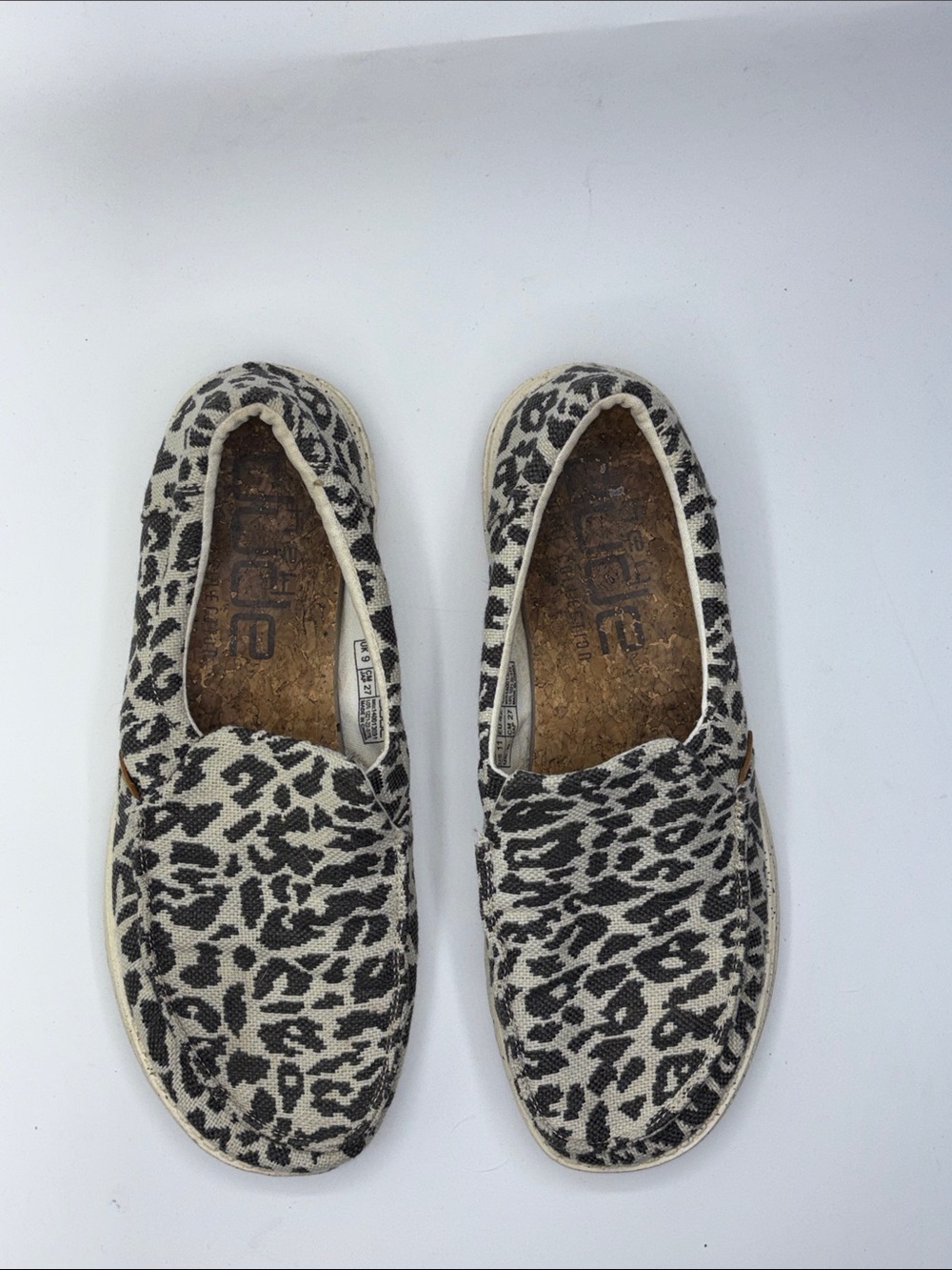 Women’s Hey Dude Misty Woven Cheetah Grey Fabric Slip On Style Loafer Size 11